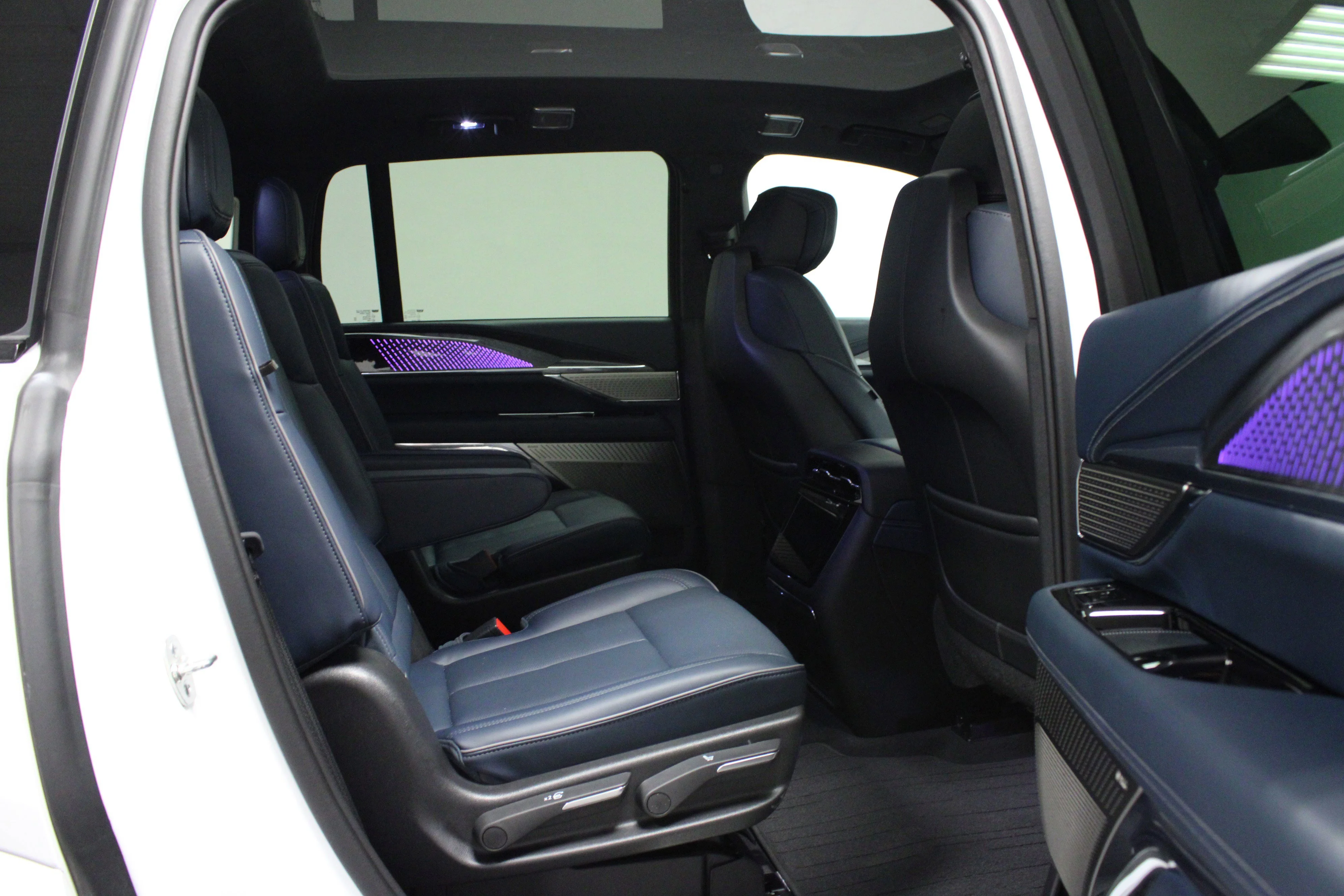 Used 2025 Summit White Cadillac Luxury 2 image 16