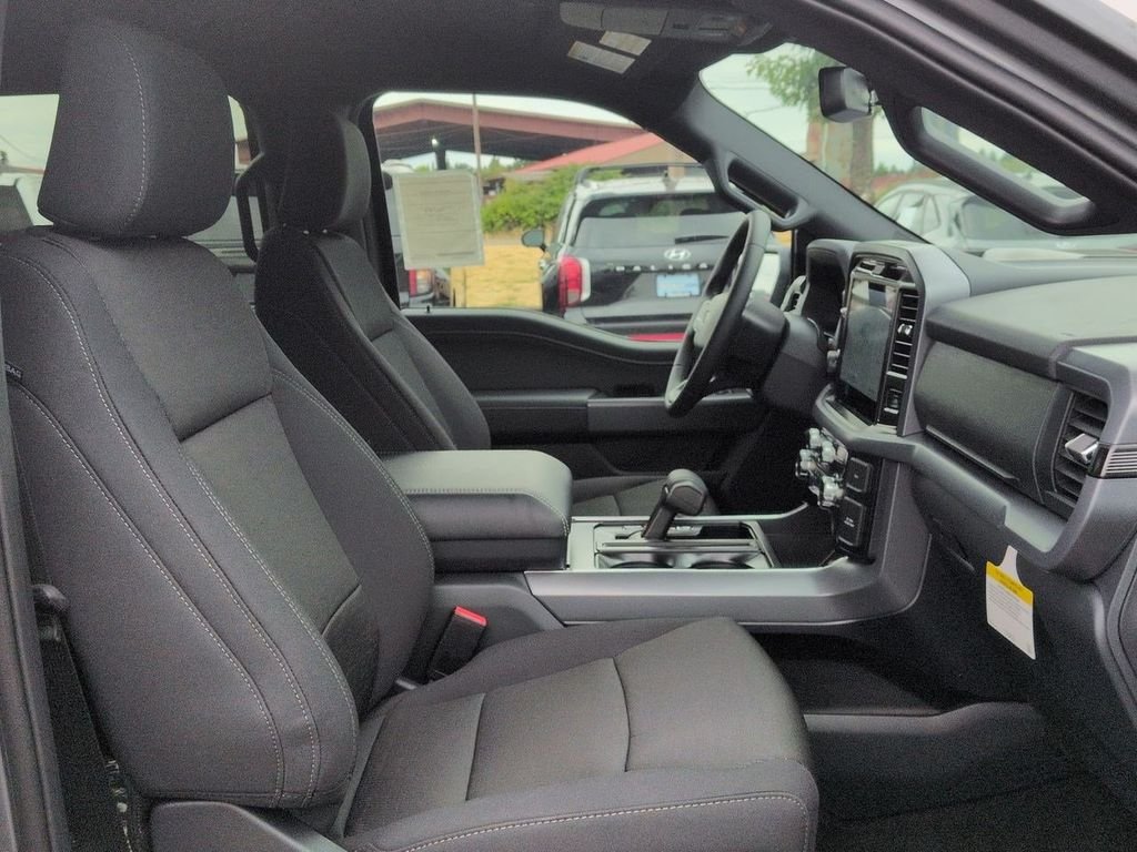 New 2026 Carbonized Gray Metallic Ford XLT image 62