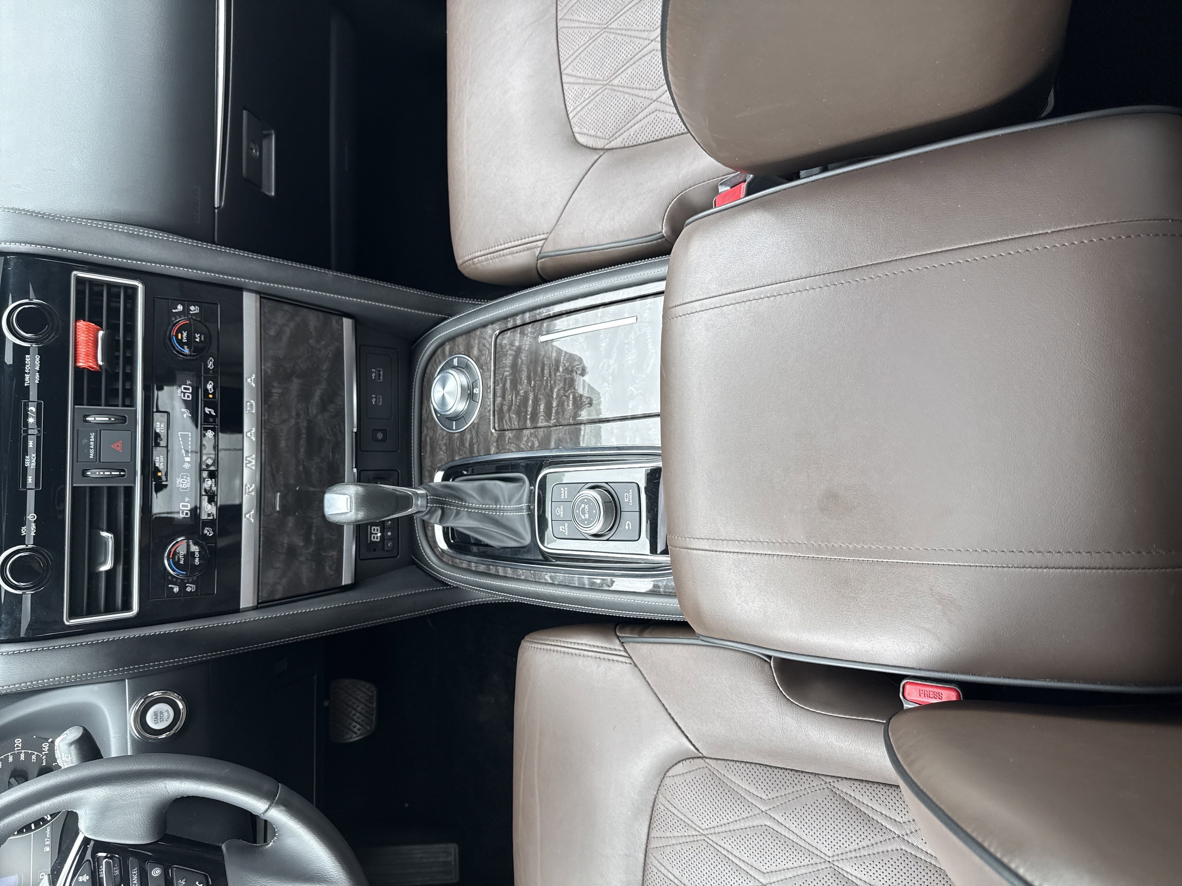 Used 2023 Hermosa Blue Pearl Nissan Platinum image 33