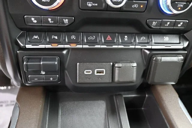 Used 2019 Gray GMC SLT image 34