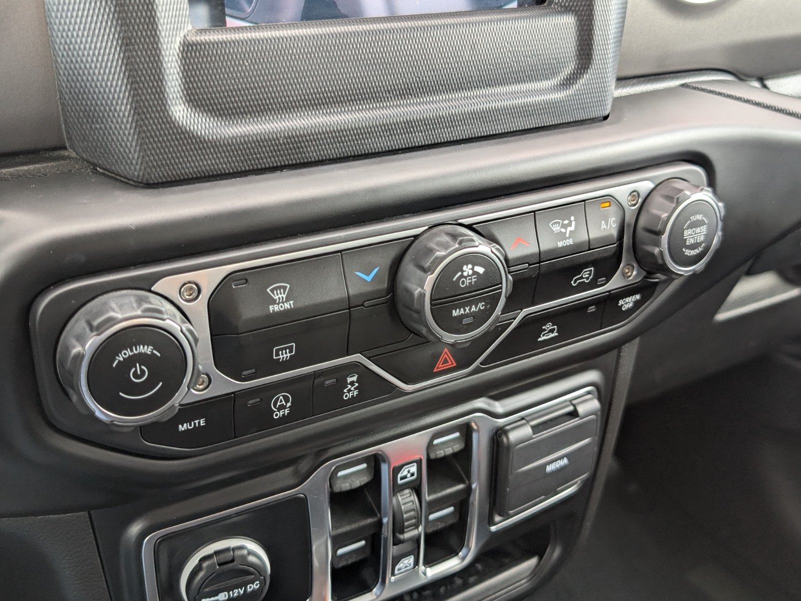 2023 Jeep Gladiator Sport S - Photo 15