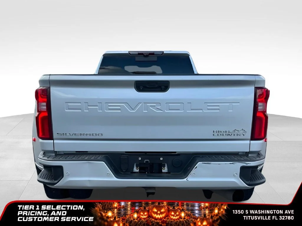 Used 2020 SILVER ICE METALLIC Chevrolet High Country image 6