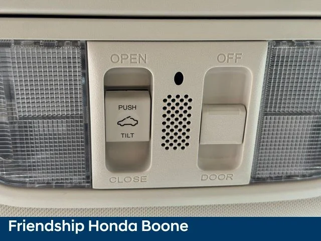Used 2014 White Honda EX-L image 29