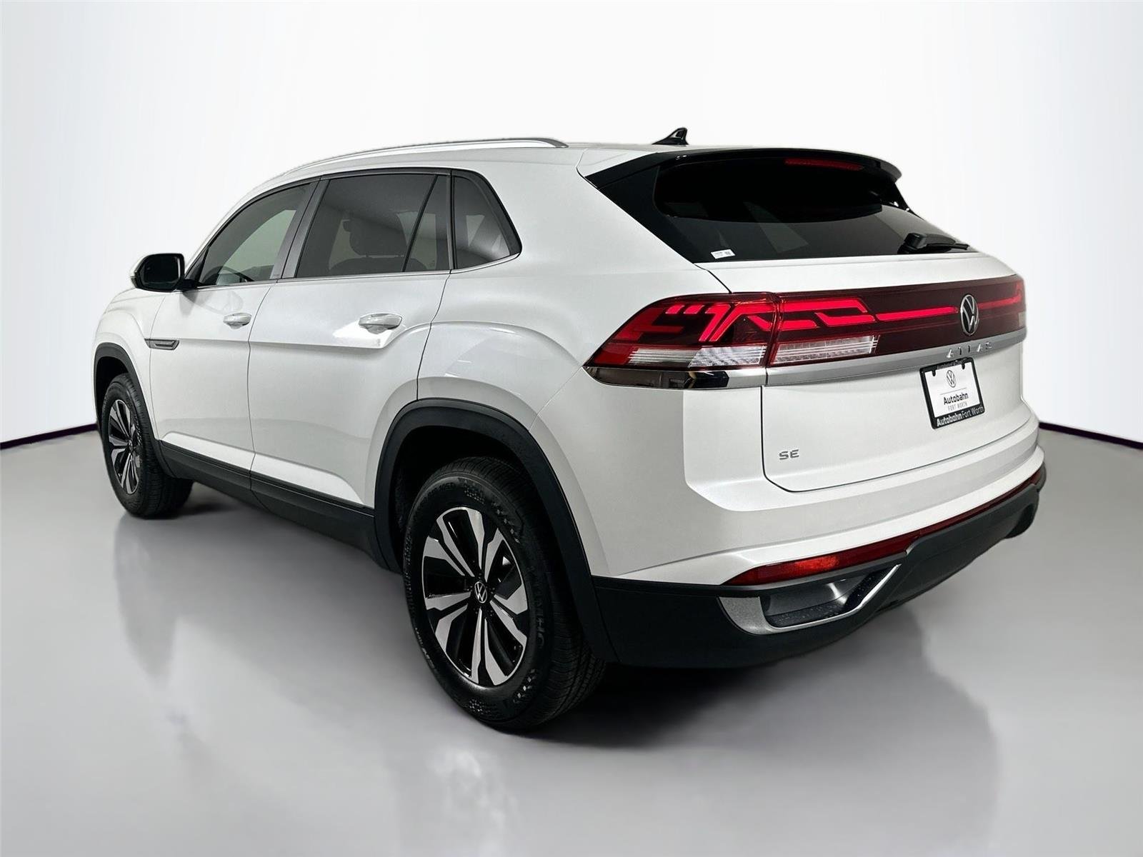 New 2026 Opal White Pearl Volkswagen 2.0T SE image 6