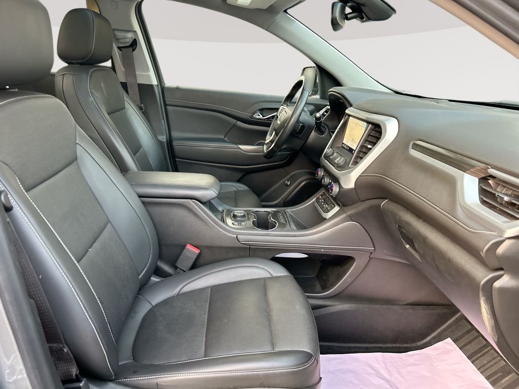 Used 2023 Silver GMC SLT image 32