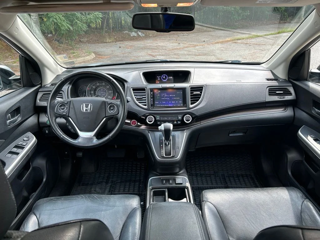 Used 2015 Silver Honda EX-L image 27