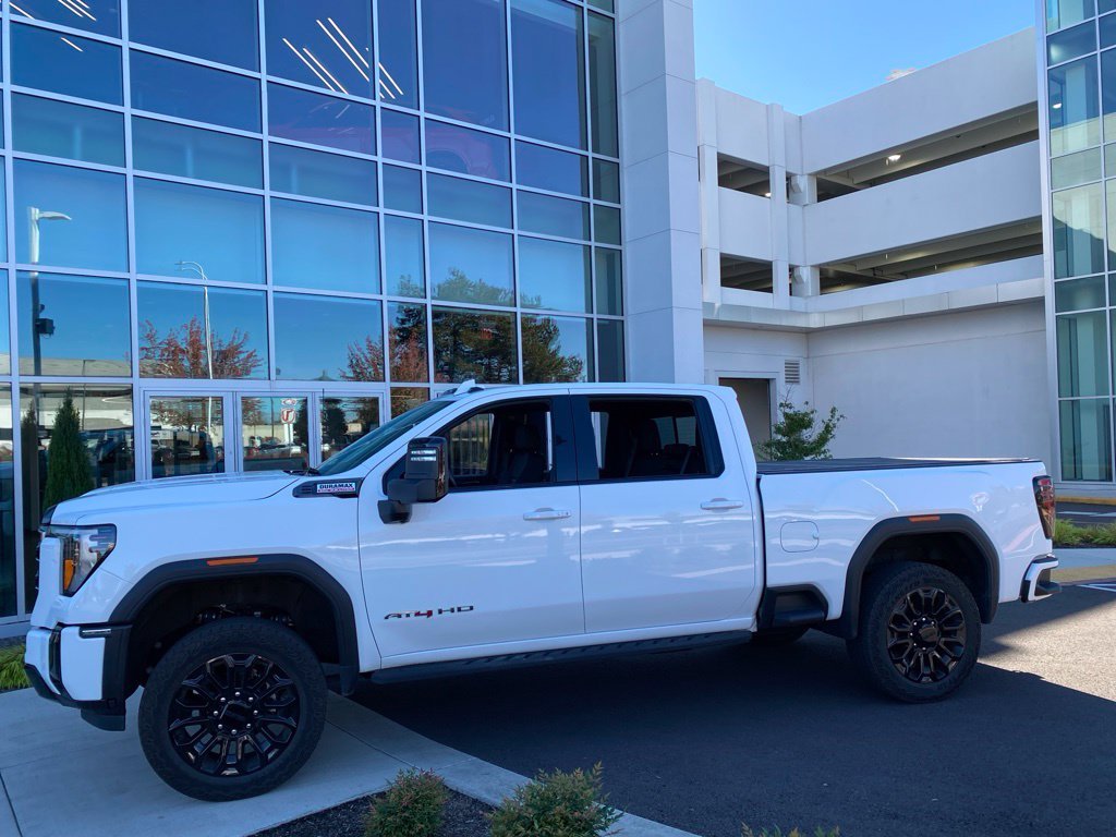 Used 2024 Summit White GMC AT4 image 2