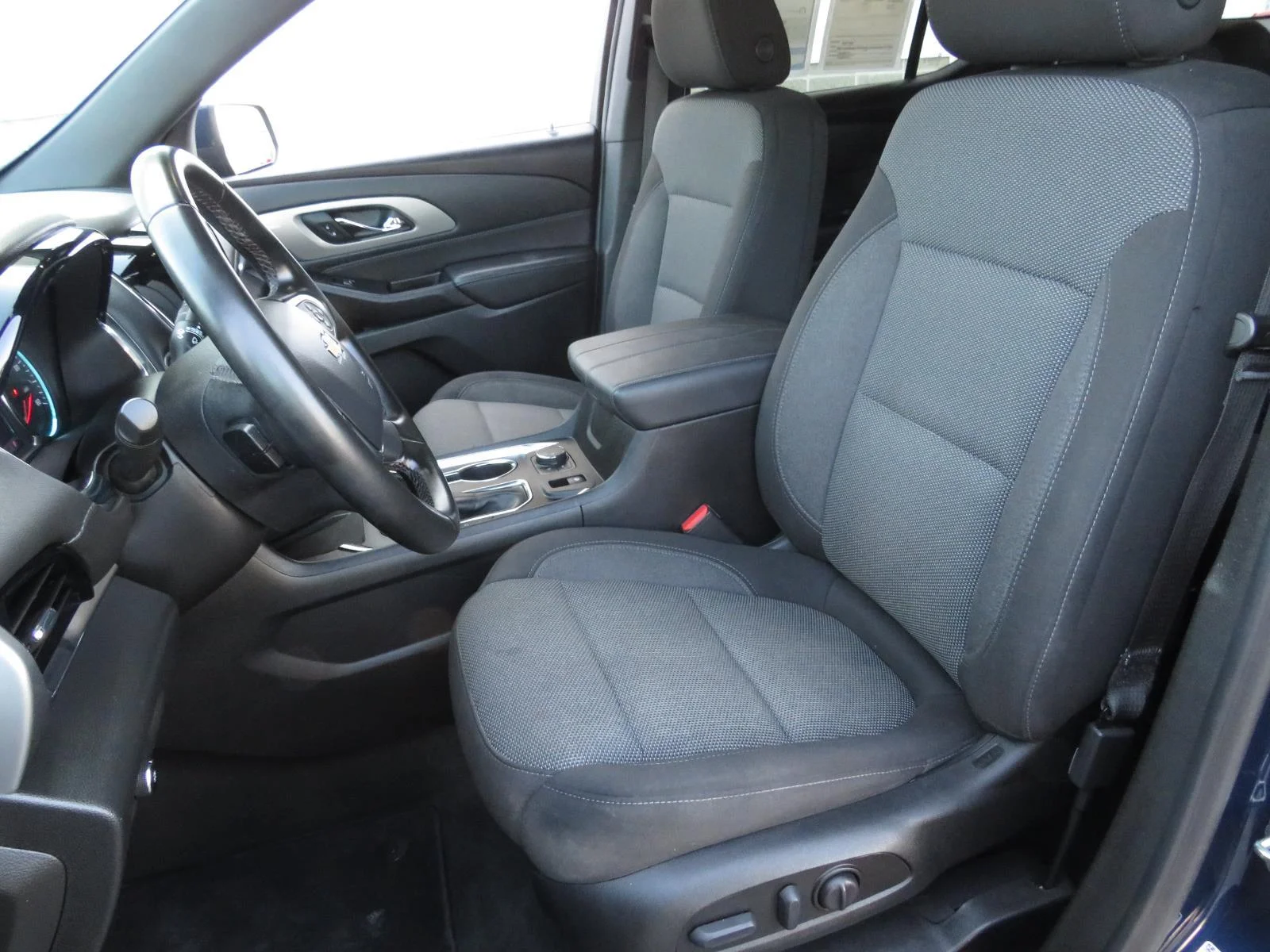 Used 2023 Northsky Blue Metallic Chevrolet LT Cloth image 23