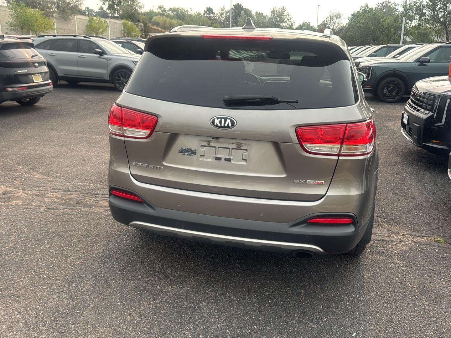 Used 2016 Titanium Silver Kia EX image 5