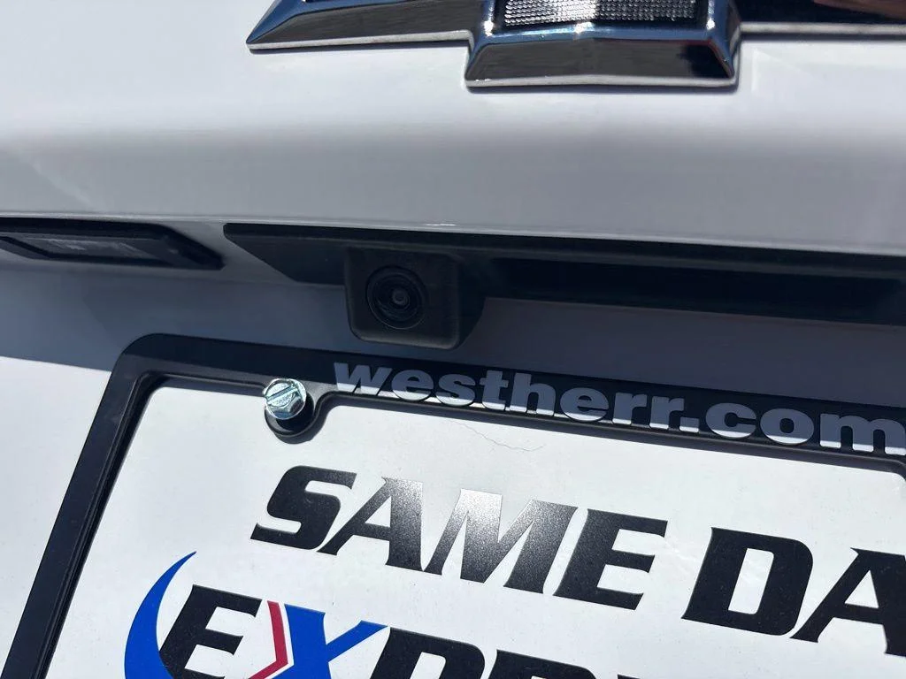 Used 2024 Summit White Chevrolet LT image 36