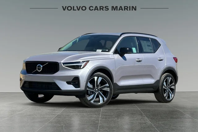 2026 Volvo XC40 2026 Volvo XC40 B5 Ultra SUV