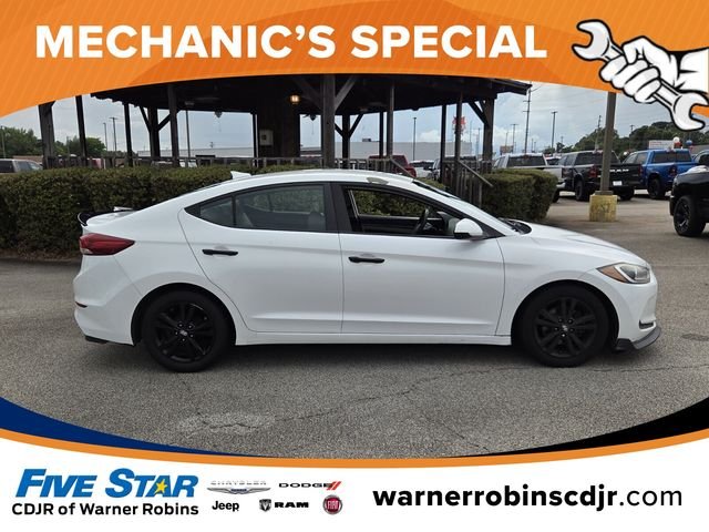 Used 2017 White Hyundai SE image 14