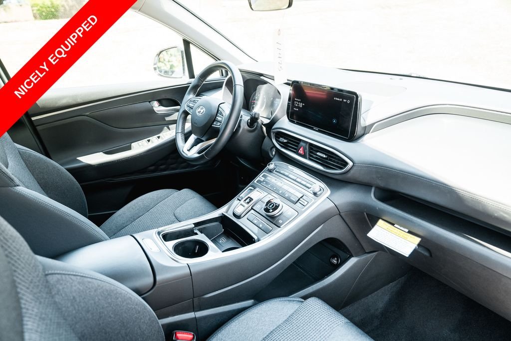 Used 2023 White Pearl Hyundai SEL image 11