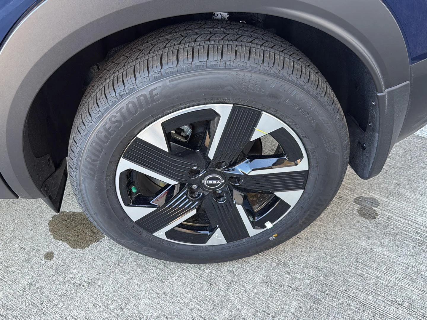 New 2027 Deep Blue Pearl Nissan SV image 13