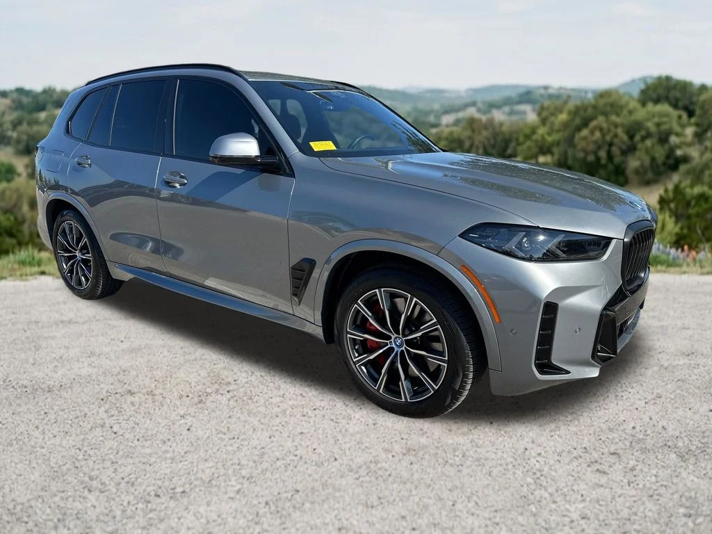 2025 BMW X5 xDrive50e's photo