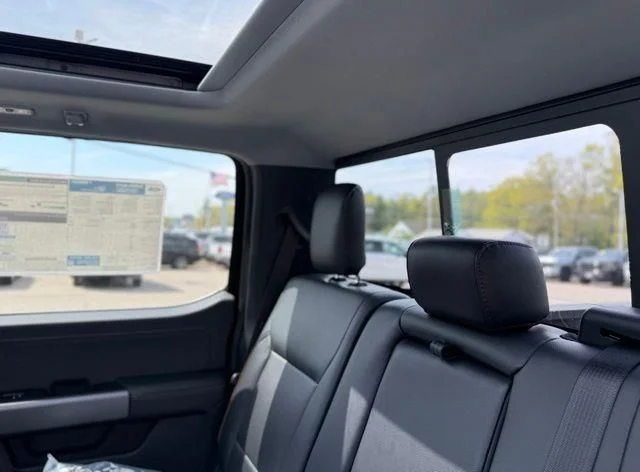 New 2026 Agate Black Metallic Ford F-350® Lariat® image 29