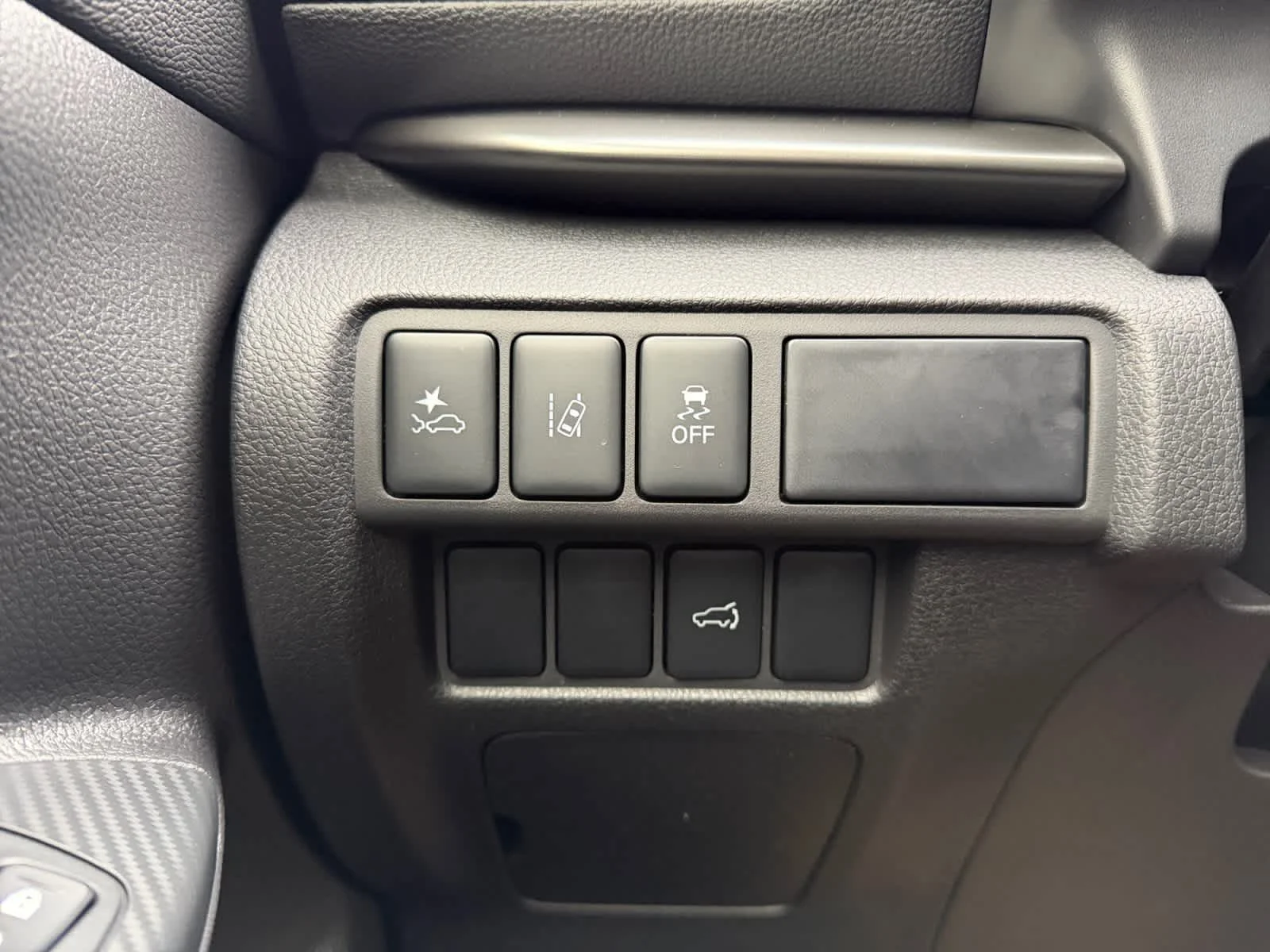 2026 Mitsubishi Eclipse Cross Black Edition - Photo 23