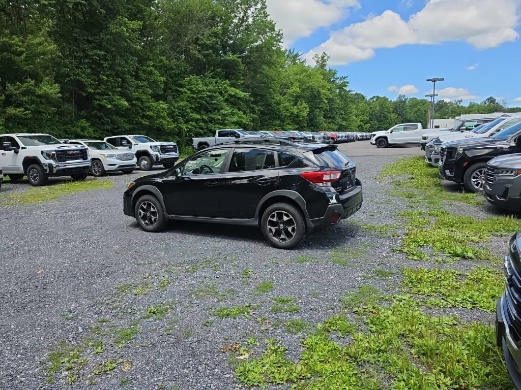 Used 2018 Black Subaru 2.0i Premium image 5