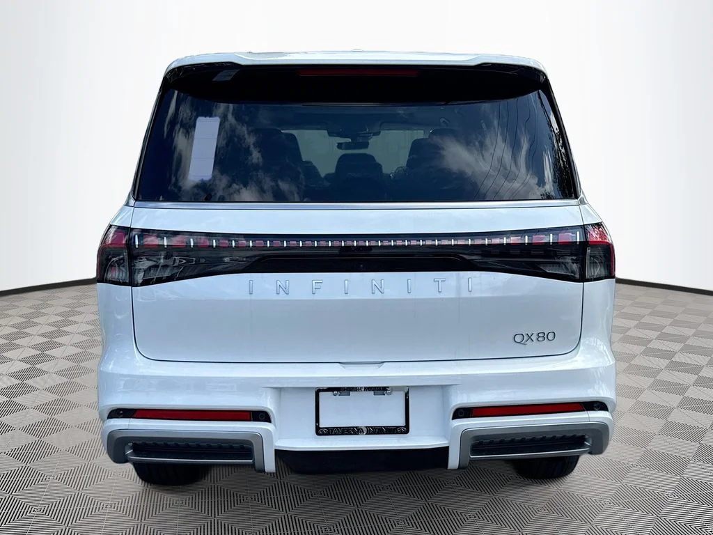 New 2026 RADIANT WHITE INFINITI Luxe 2WD image 6