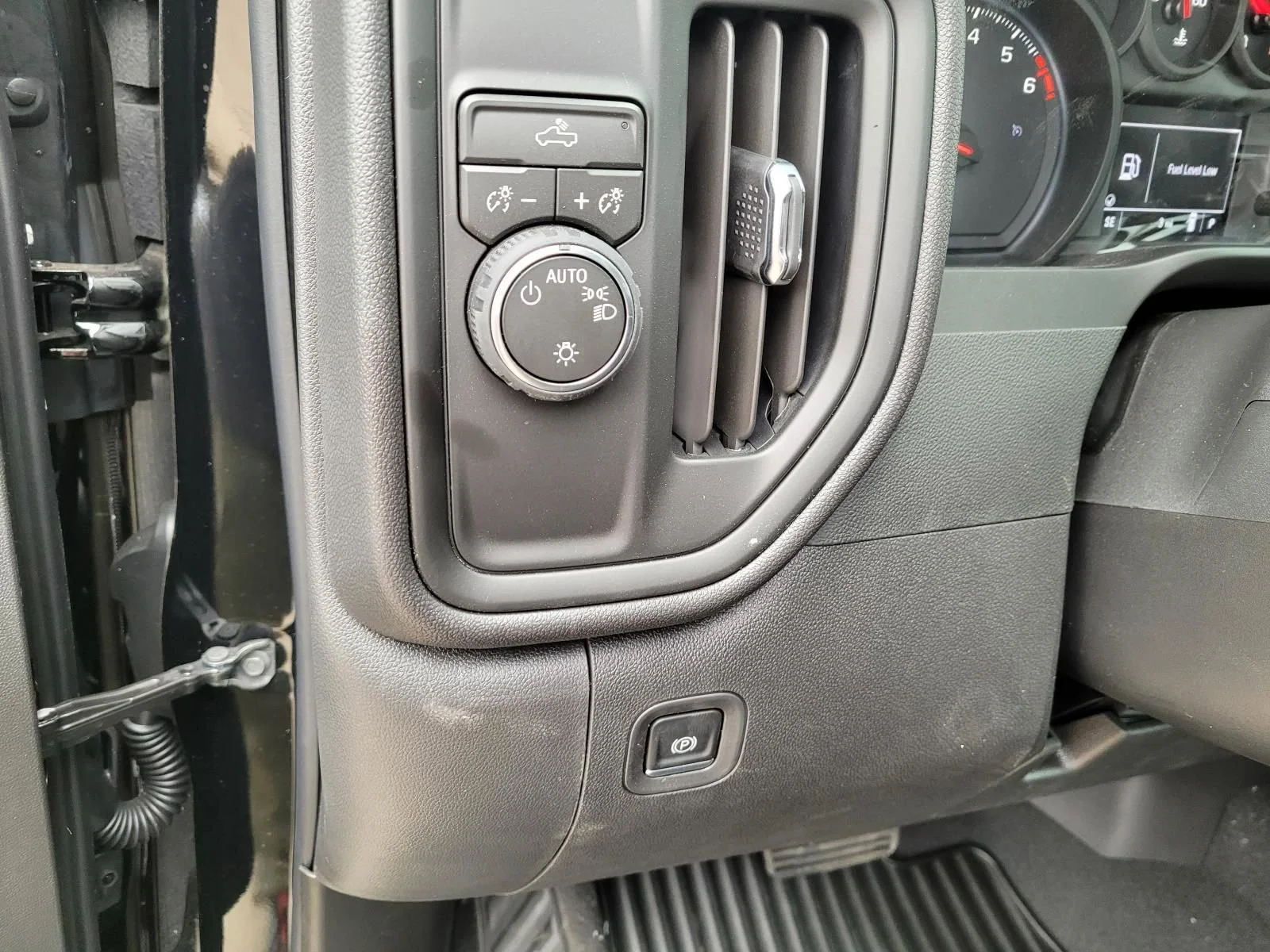 2026 Chevrolet Silverado 1500 Custom - Photo 16
