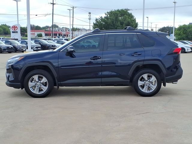 Used 2024  Toyota XLE image 4