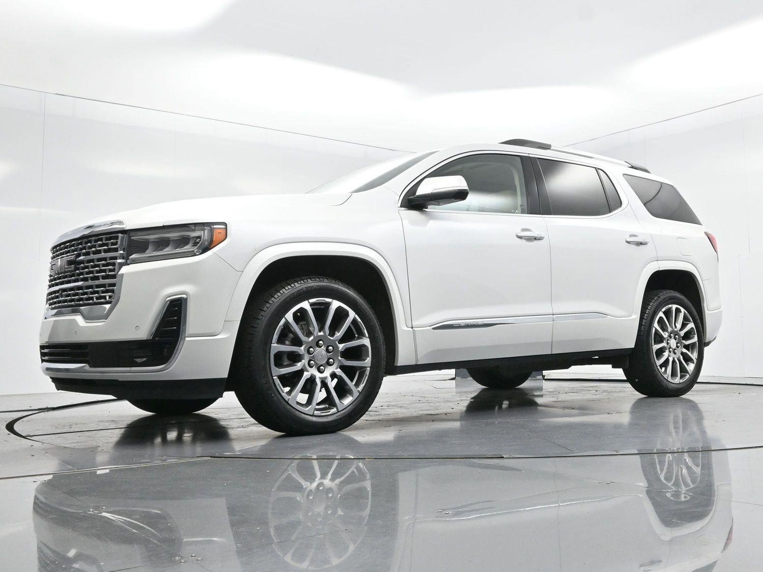 Used 2023 White Frost Tricoat GMC Denali image 42