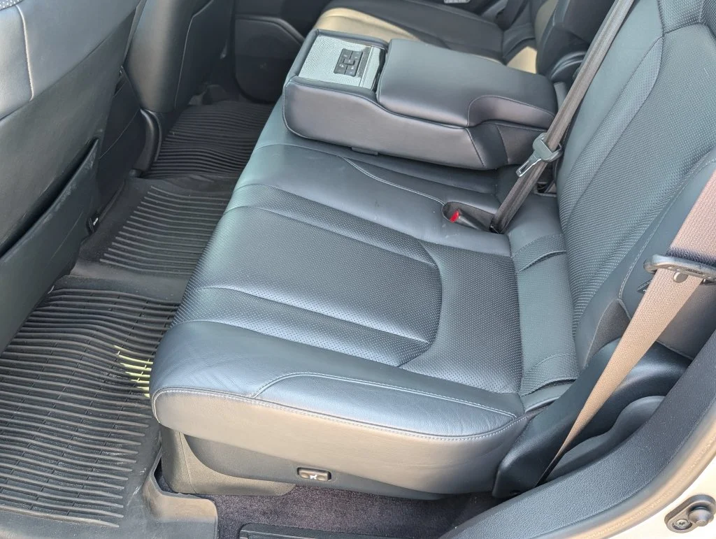 Used 2018 Silver Lexus 570 image 35
