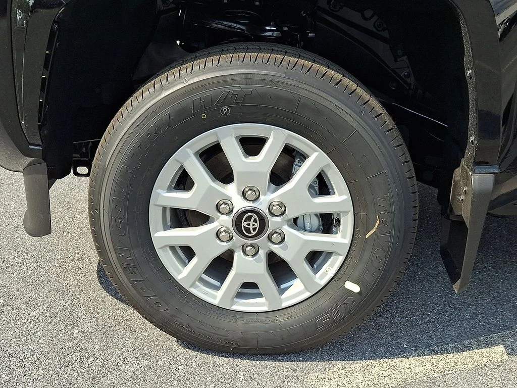 2026 Toyota Tacoma SR5 - Photo 19