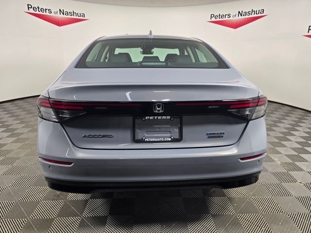 New 2026 Urban Gray Pearl Honda Touring image 6