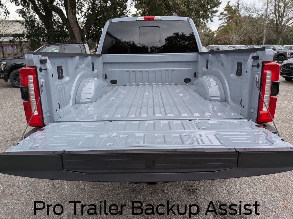 New 2026 Glacier Gray Metallic Tri-Coat Ford F-250® Lariat® image 34