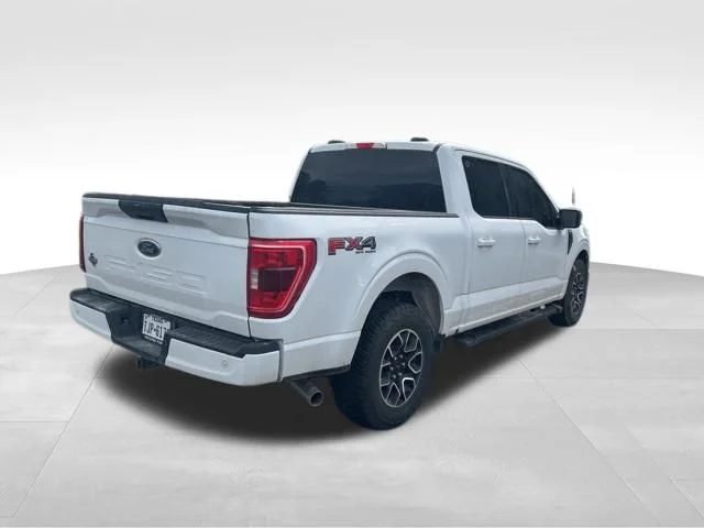 Used 2022 White Ford XLT image 3