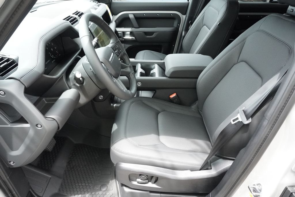 New 2026 Borasco Grey Land Rover S image 19