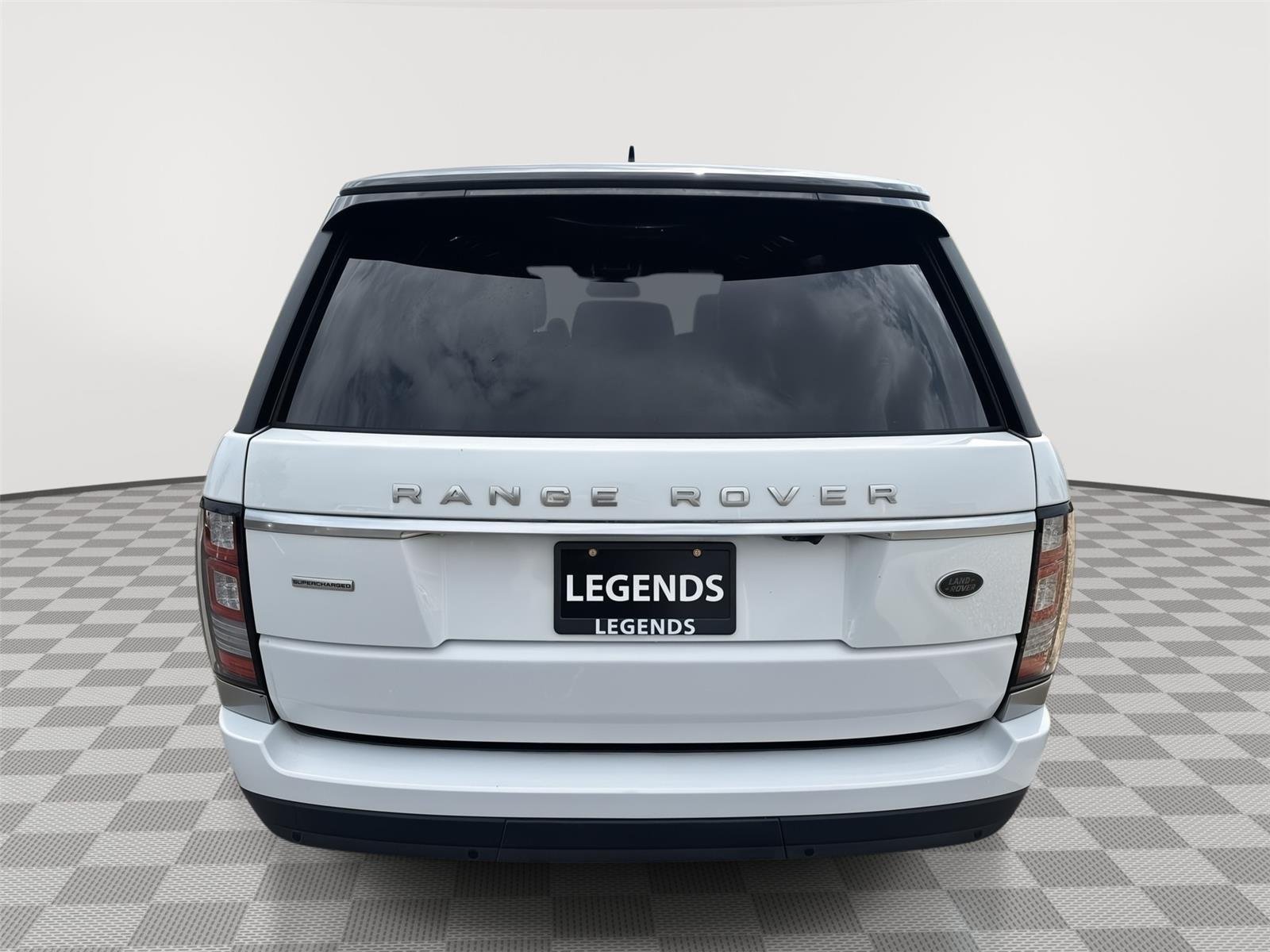Used 2016 Fuji White Land Rover Supercharged image 11