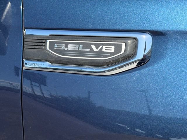 Used 2022 PACIFIC BLUE METALLIC GMC SLT image 11