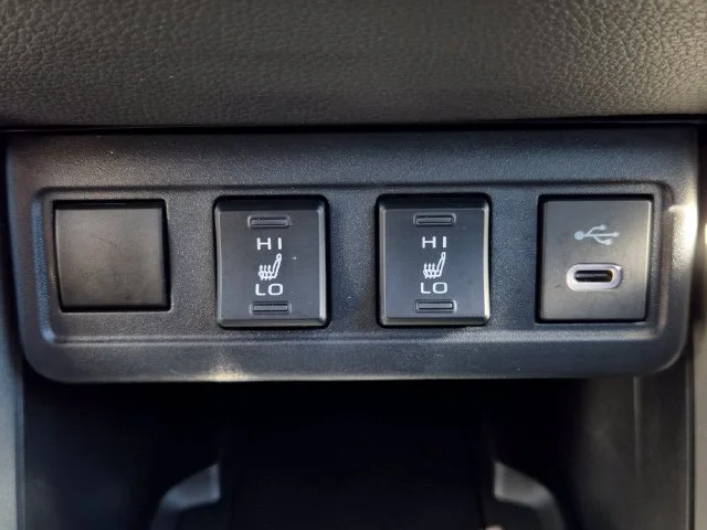Certified Used 2024  Toyota XLE image 27