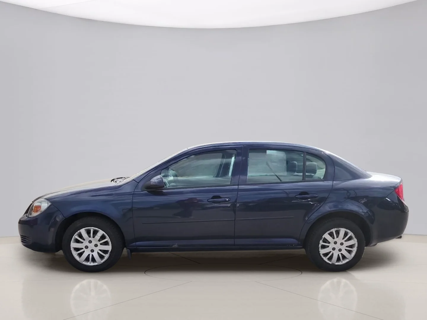 Used 2010 Blue Chevrolet 1LT image 2