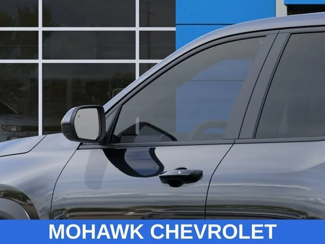 2027 Chevrolet Equinox LT - Photo 12