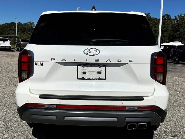 Used 2024 White Hyundai Limited image 5