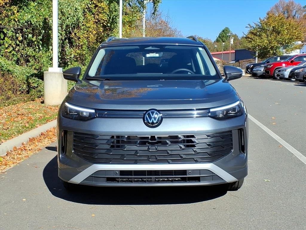 New 2026 Platinum Gray Metallic Volkswagen S image 2