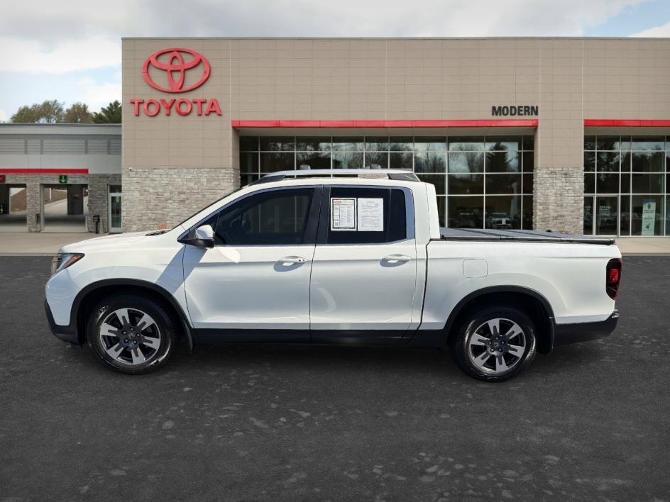 Used 2017 White Diamond Pearl Honda RTL-T image 8