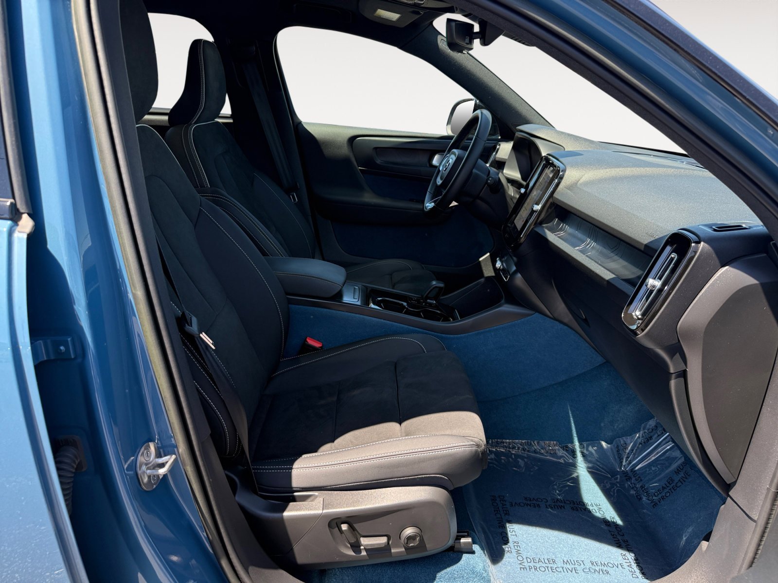 Used 2023 Blue Metallic Volvo Twin Plus image 19