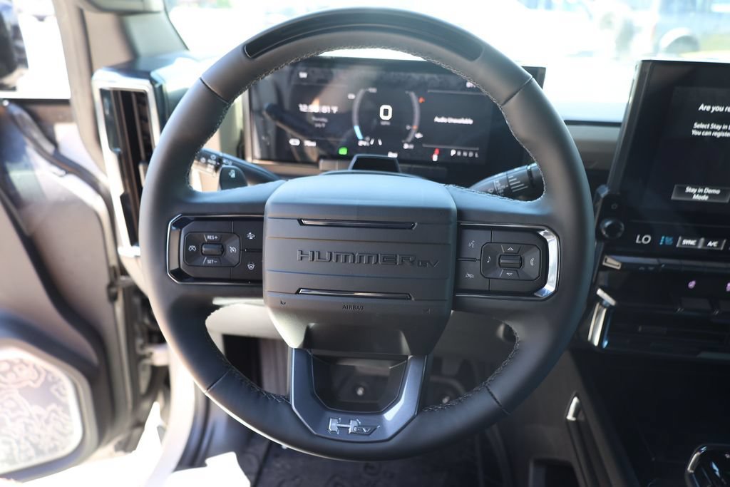 2026 GMC HUMMER EV 2X - Photo 13
