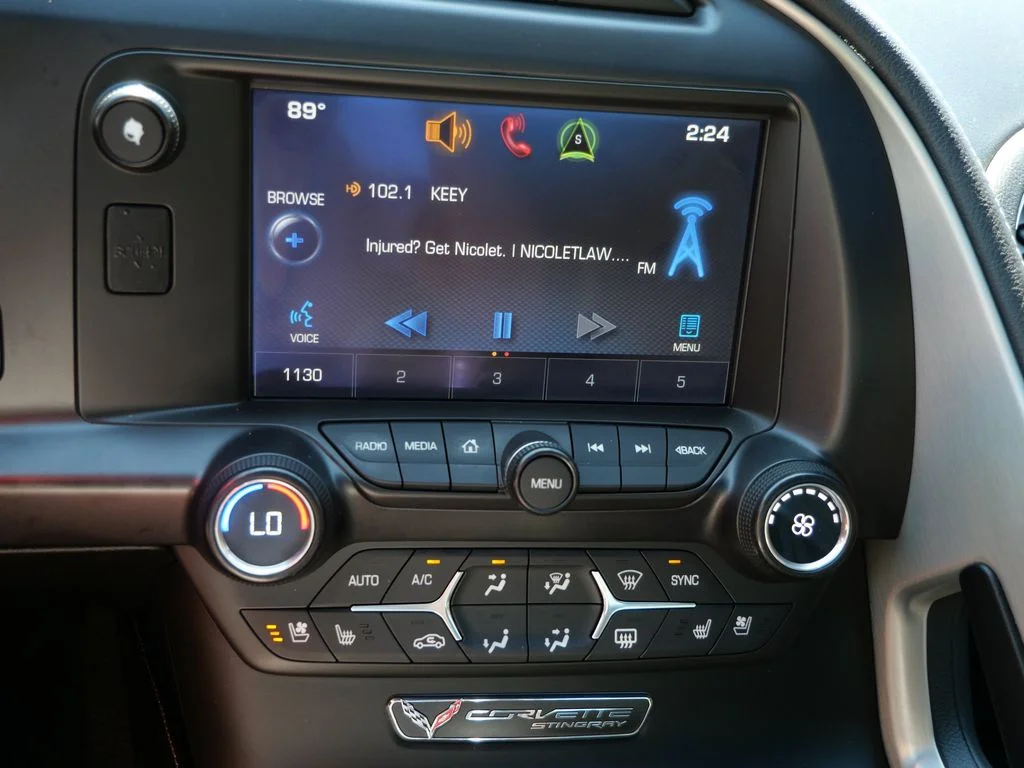 Used 2014 White Chevrolet Base image 24