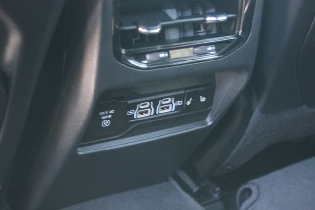 Used 2024 White Jeep Limited image 27
