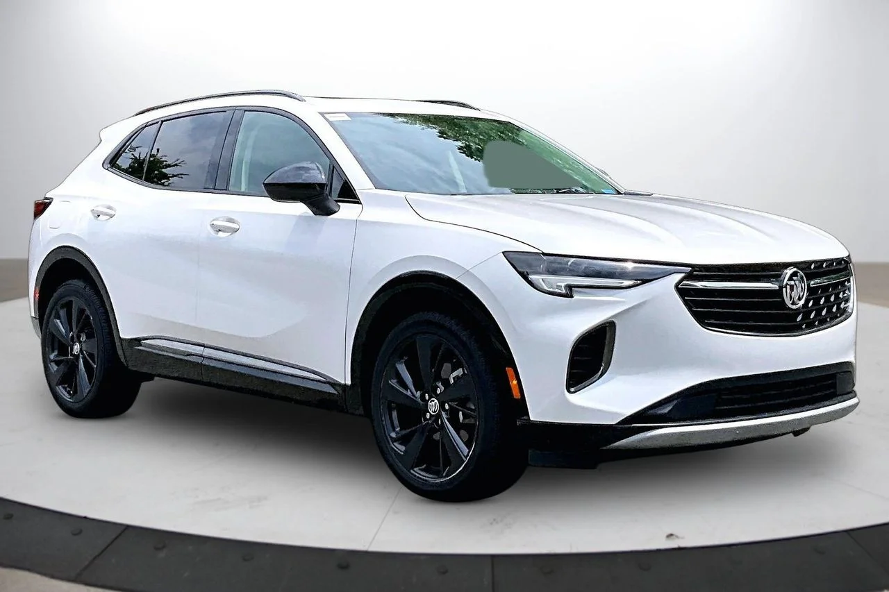 Used 2023 White Buick Essence image 2