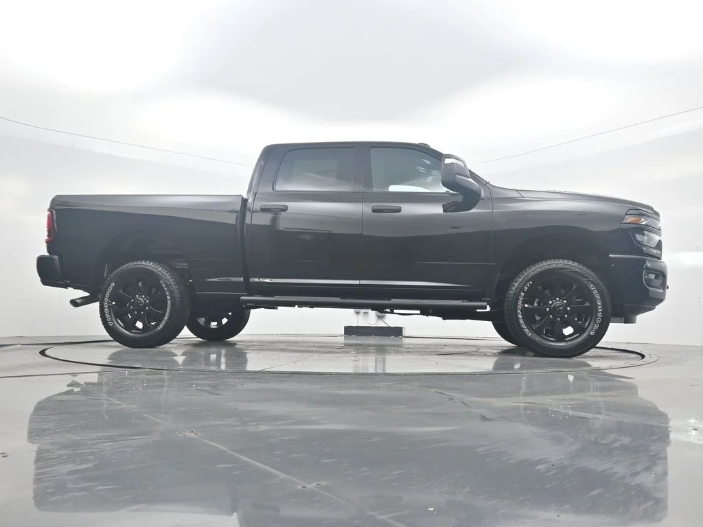 New 2026 Diamond Black Crystal Pearl-Coat Exterior Paint RAM  image 35