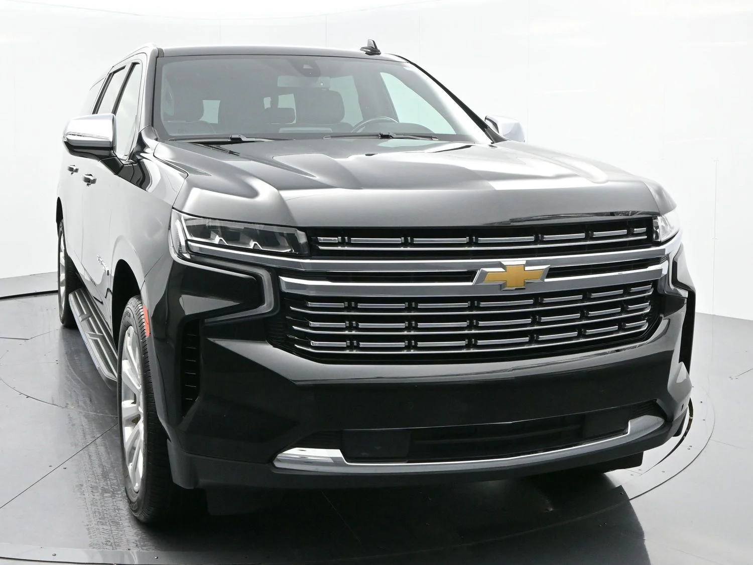 Used 2021 BLACK Chevrolet Premier image 2