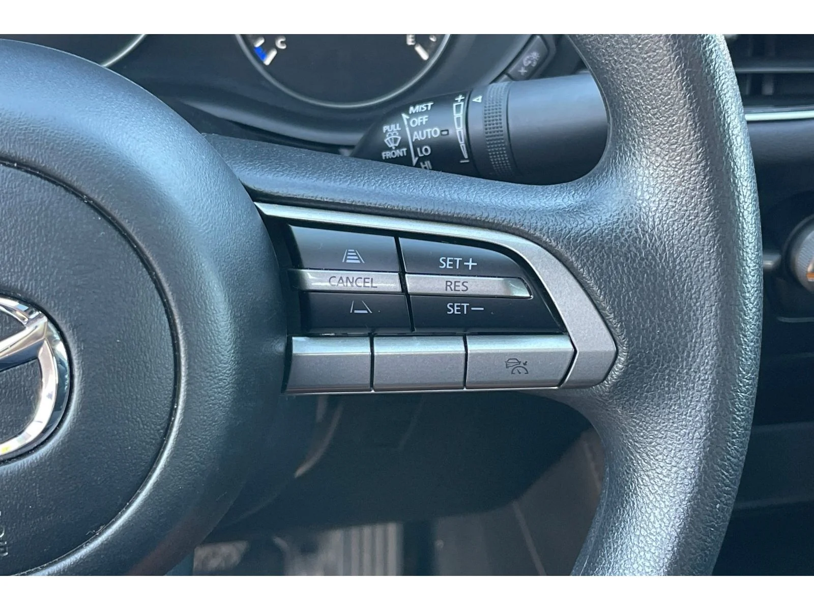 Used 2022 Jet Black Mica Mazda 2.0 image 36