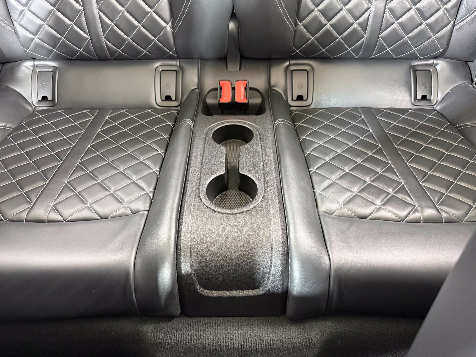 Used 2024  Audi 3.0T Premium Plus image 31