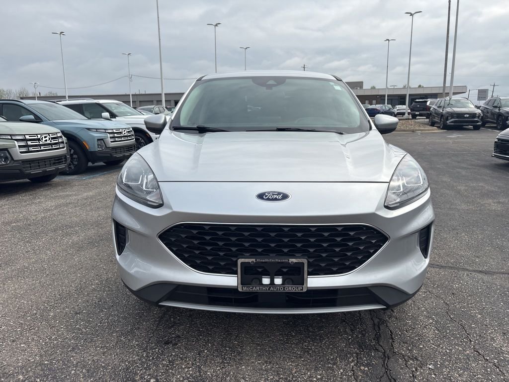 Used 2020 Ford Escape SE with VIN 1FMCU9G65LUB18957 for sale in Kansas City